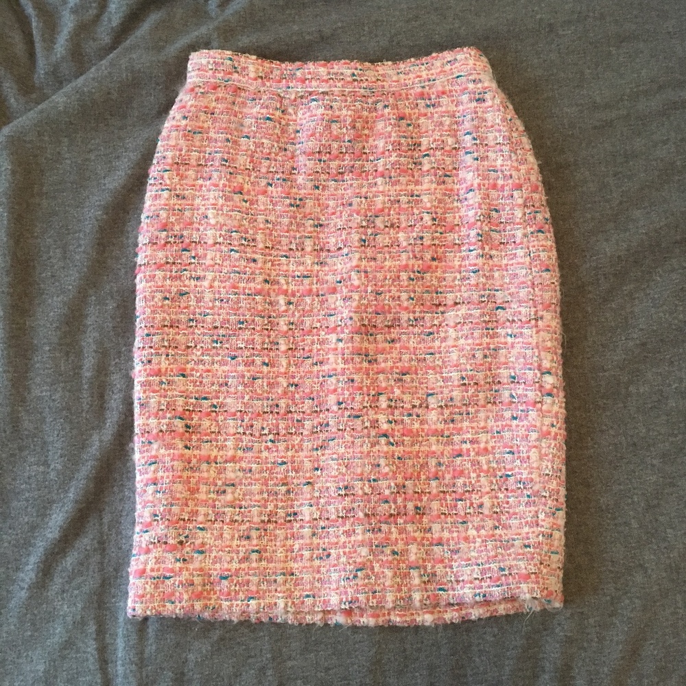 Ungaro Paralléle pink bouclé wool pencil skirt